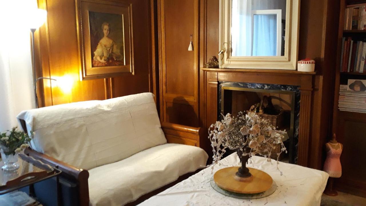 CHAMBRES D'HÔTES CHEZ CATHERINE A REUS chambre patio Reus Exterior foto